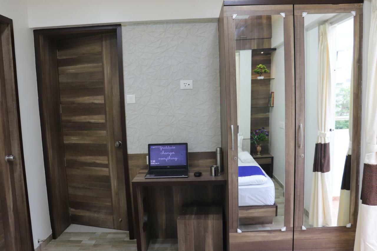Emerald Vista Luxury Suites Пуне Екстер'єр фото